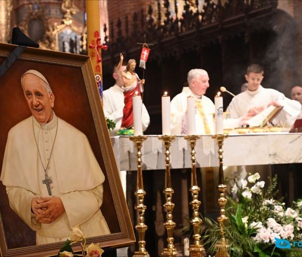 Pelplin: Msza św. w intencji papieża Franciszka w bazylice katedralnej